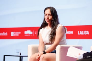 Eva María Cambero, fisioterapeuta en ILUNION y atleta.