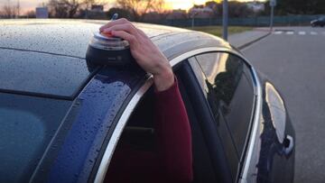 Luz de emergencia V16 para el coche en Amazon