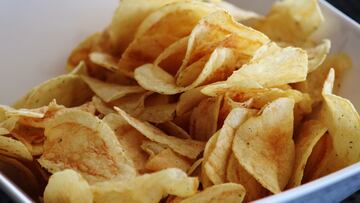 Una quiosquera cuenta indignada el cambio en unas patatas fritas pequeñas y dice que no las piensa vender