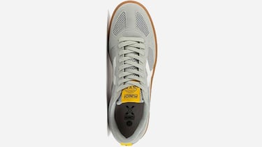 Las zapatillas Munich Break 42 que se han convertido en las favoritas de los hombres