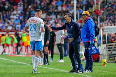 Los números no mienten; ¿Por qué Vicente Sánchez pudo ser mejor opción que Larcamón en Cruz Azul?